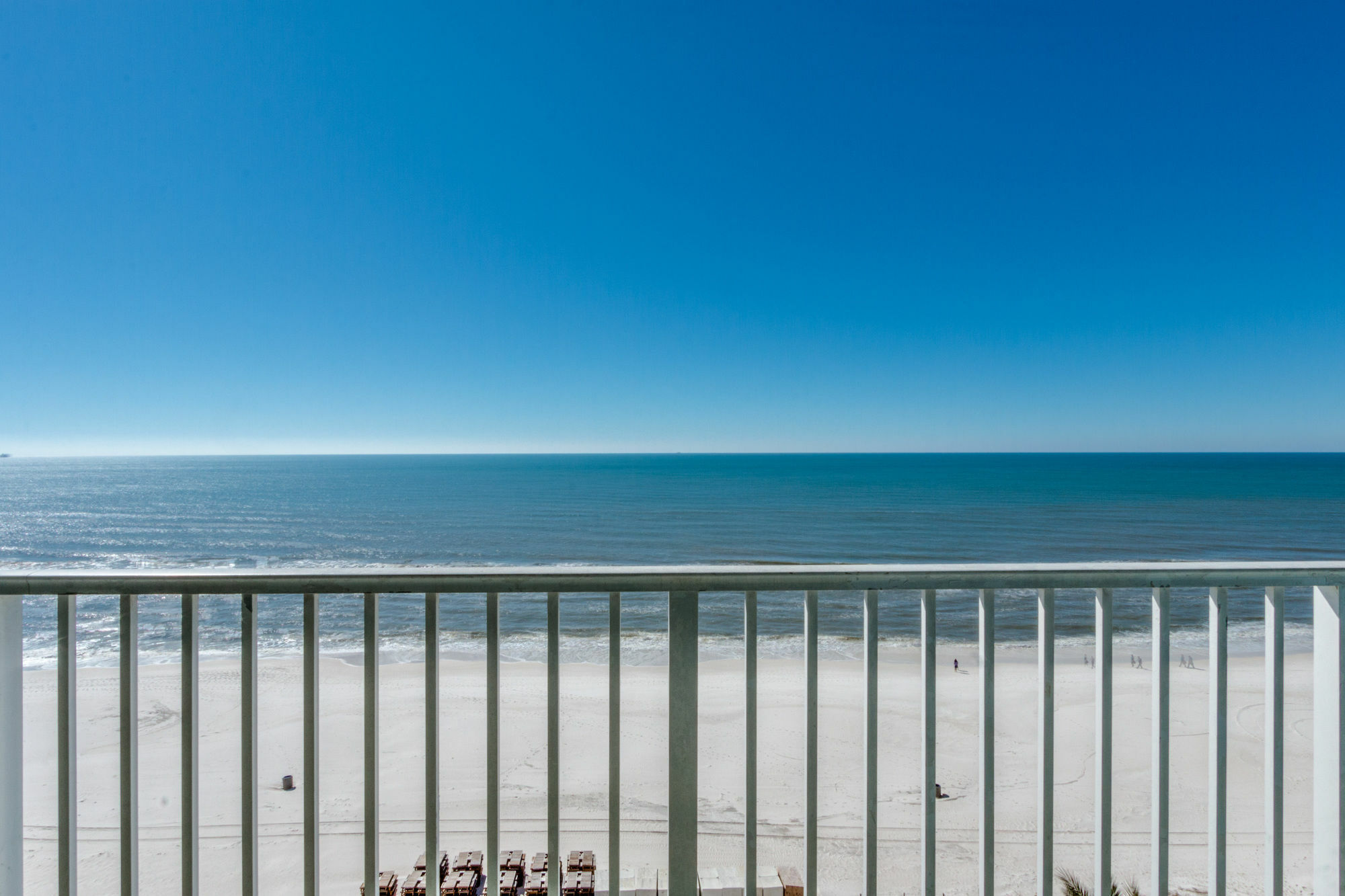 Boardwalk By Book That Apartment *