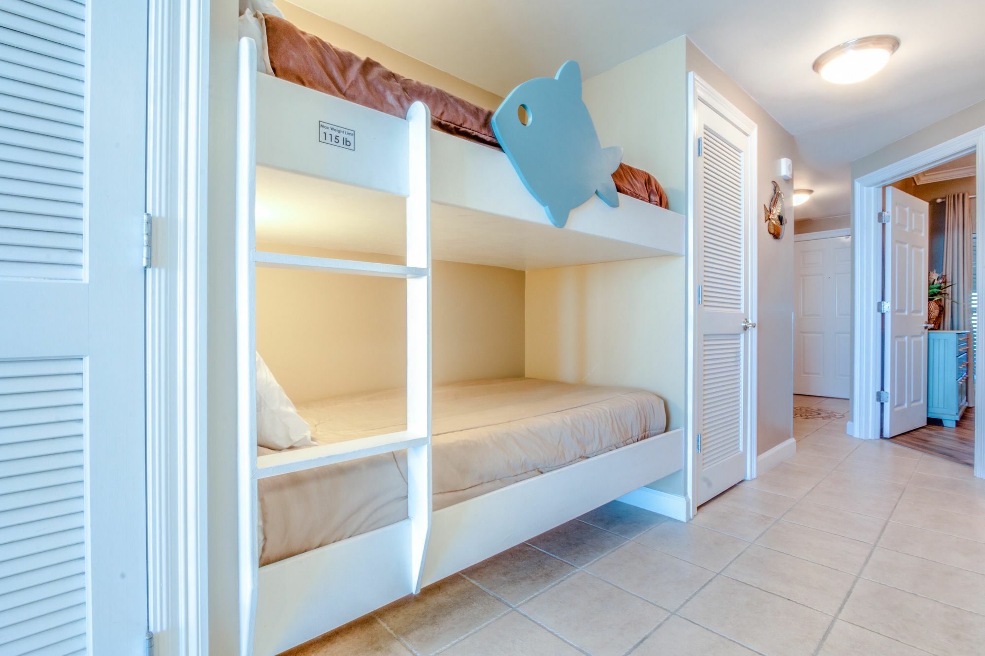 Apartment Boardwalk By Book That *